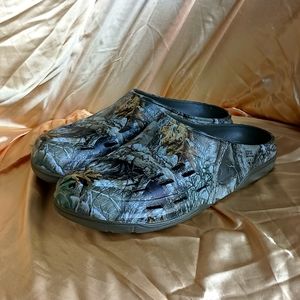 Realtree Camo Crocs